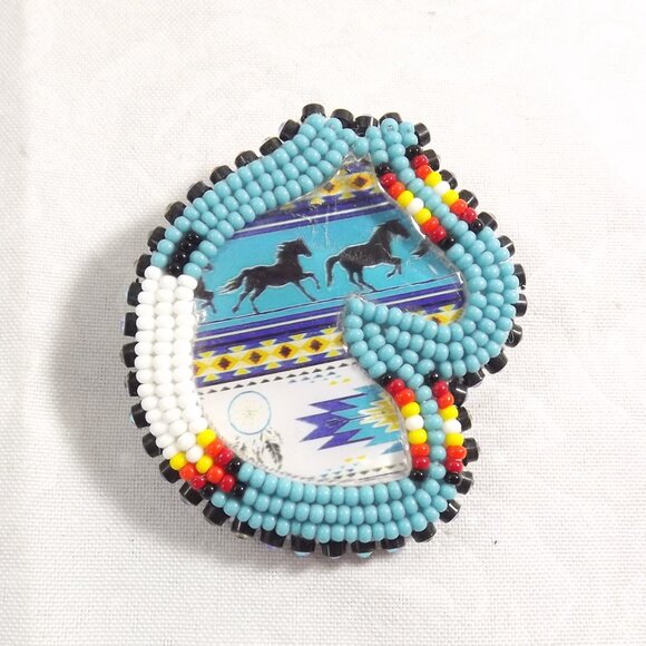 Beaded Horse Shaped Earrings with Decorative Insert - Picture 2 of 6